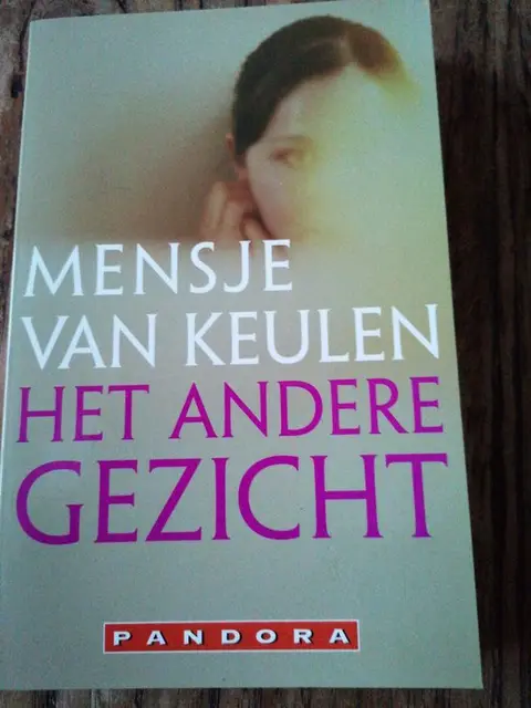 Omslag van Het andere gezicht
