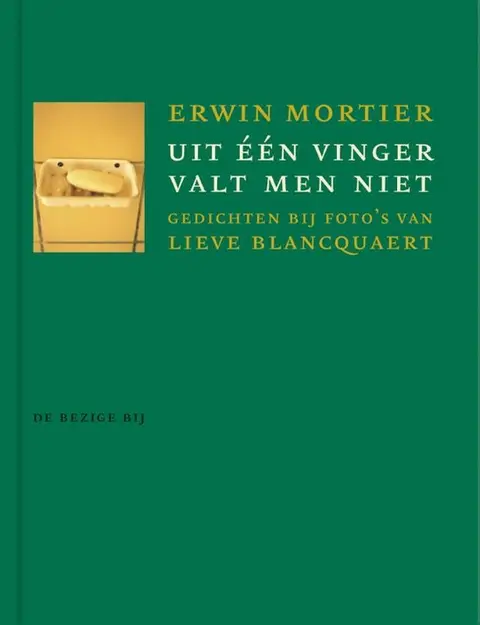 Omslag van Uit één vinger valt men niet