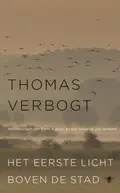Omslag van Het eerste licht boven de stad